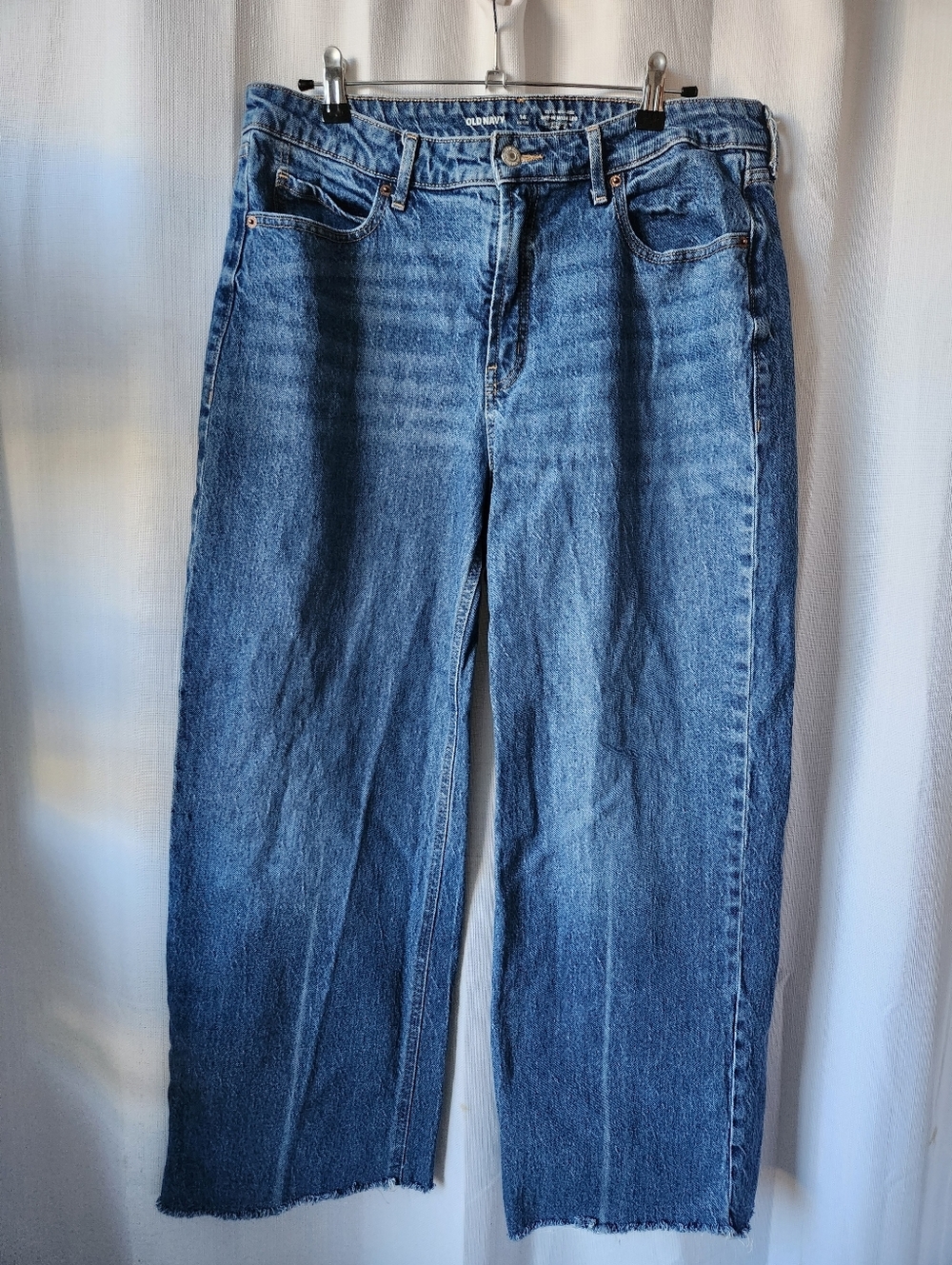 Old Navy Extra High Rise Wide Leg Denim Jeans in Medium Blue Raw Hem Size 14p